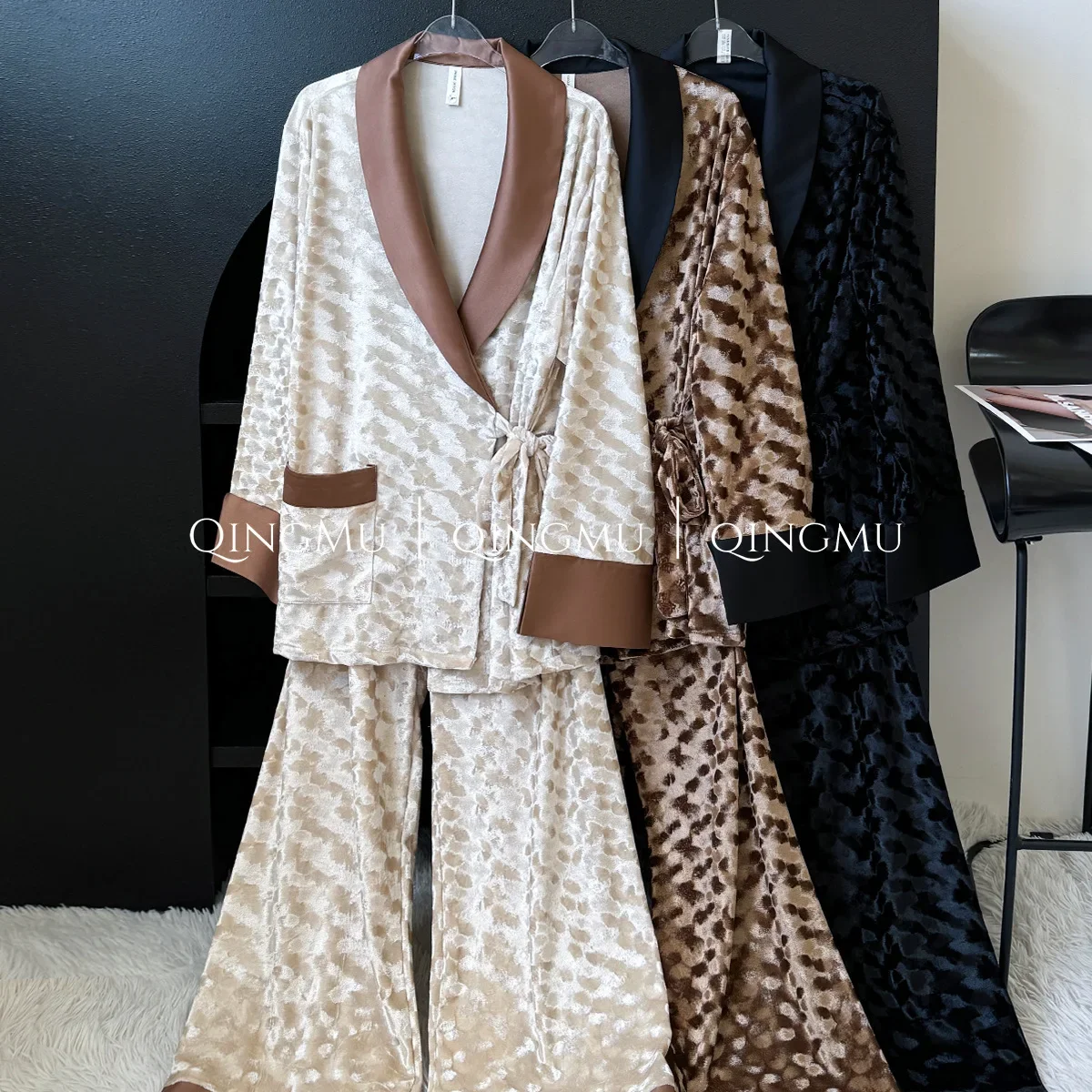 2024 New Luxury Feeling High-End Women's Sleepwear Set Qingyun Neck Winter Lightweight Outerwear Home Clothes 2-Piece Set