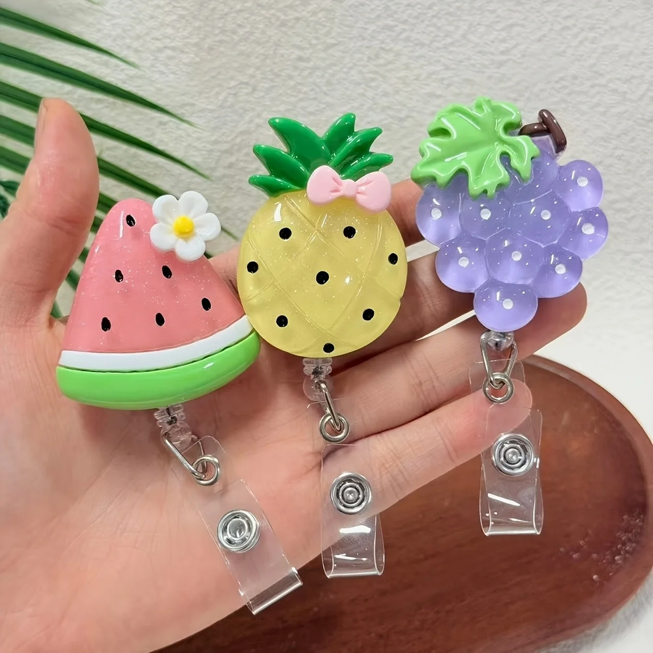 Fruit Medical Pattern Retractable Badge Reels, ID Card Clip Gifts for Nurses Doctors Teachers，Practical Lanyard for Work Badges