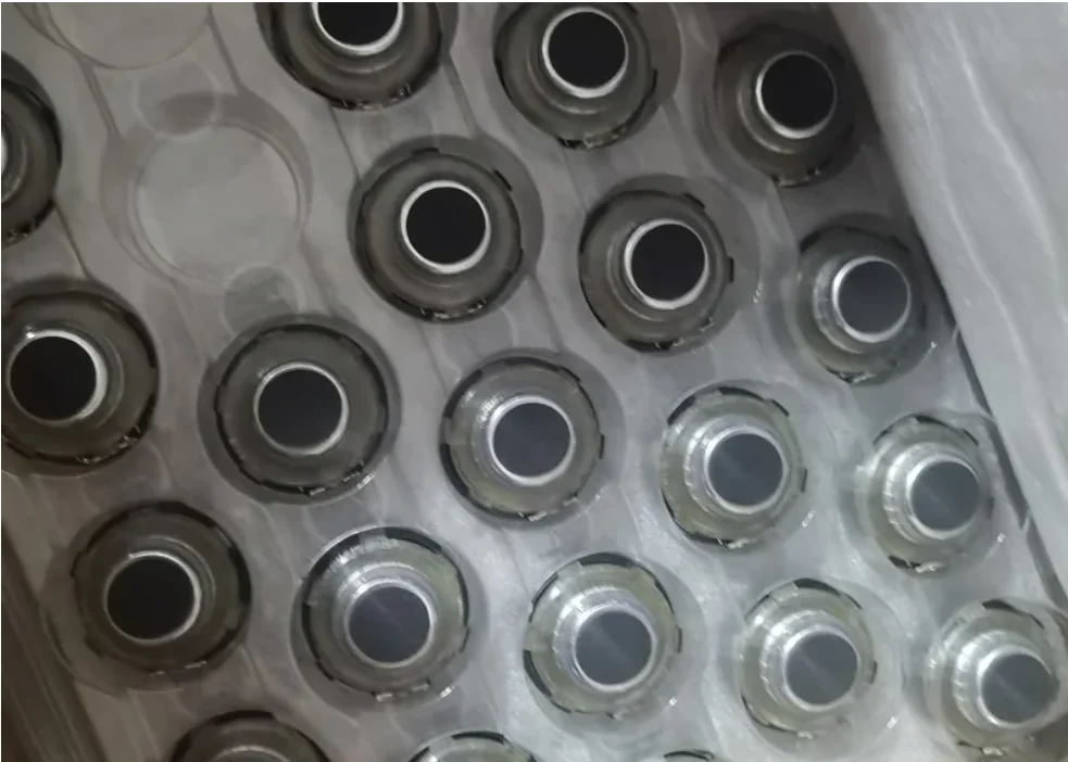 Haut-parleur pleine fréquence pour audio domestique, haut-parleur bricolage, bord en caoutchouc, son de basse, bonne tige, pièces de réparation, 4 ohms, 15W, 2 pouces, 2 pièces