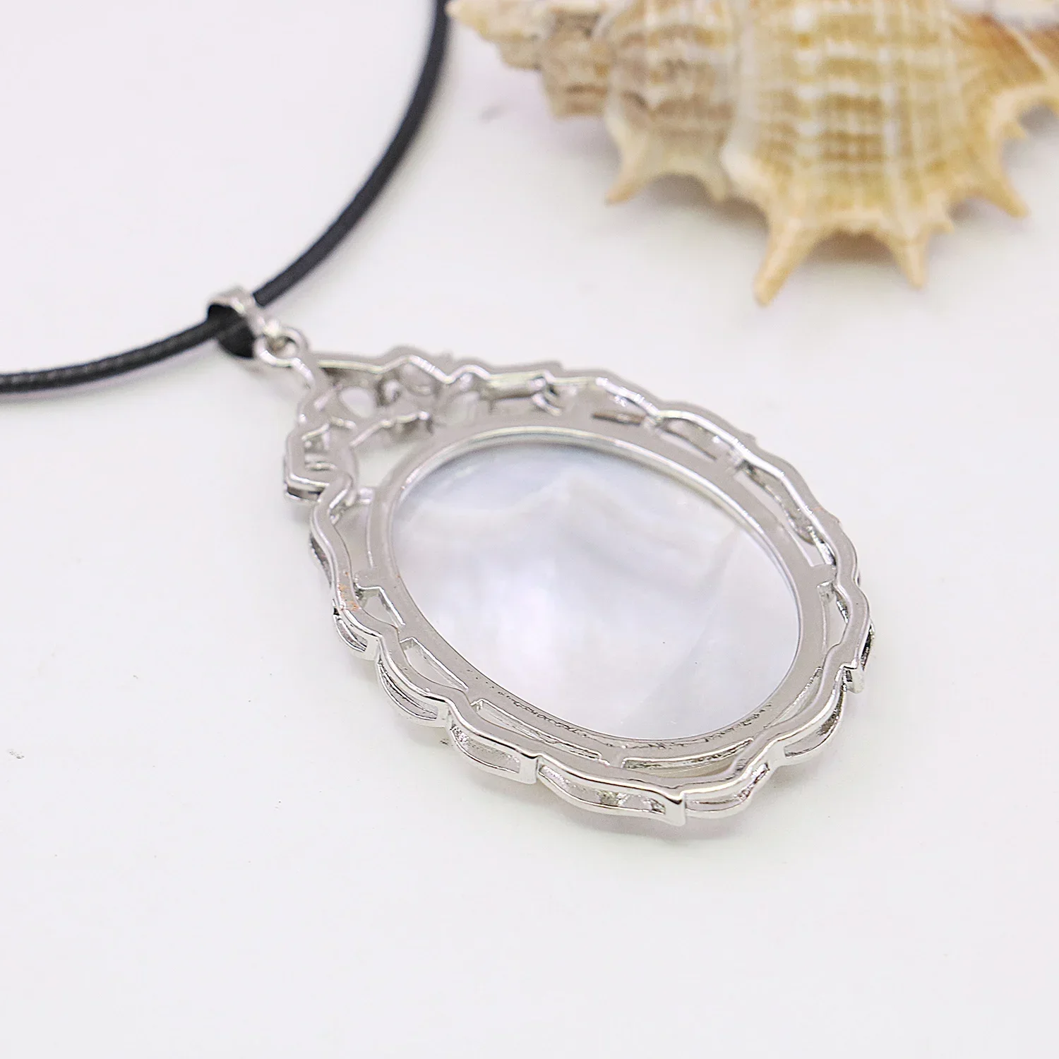 55x36mm Natural Oval Multicolor Alloy&Sea Shell Beautiful Girl Carving DIY Necklace Pendant,Fashion Women's Jewelry Craft Gifts