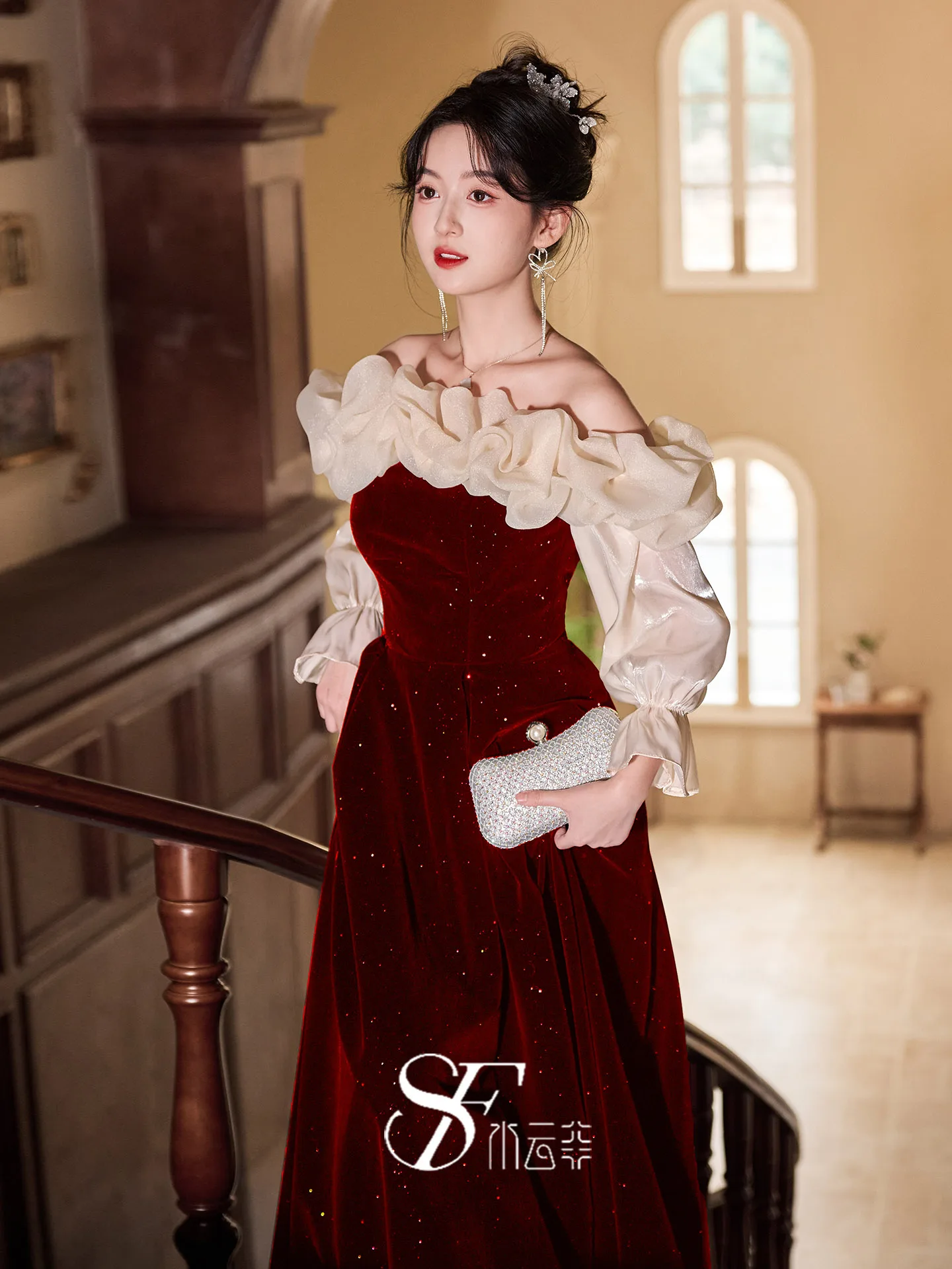 

Velvet One-oulder Bridal Dr Formal Ocn Wedding Ceremony Gown Fem Ele Modern Sle Long Sve Floor-Length