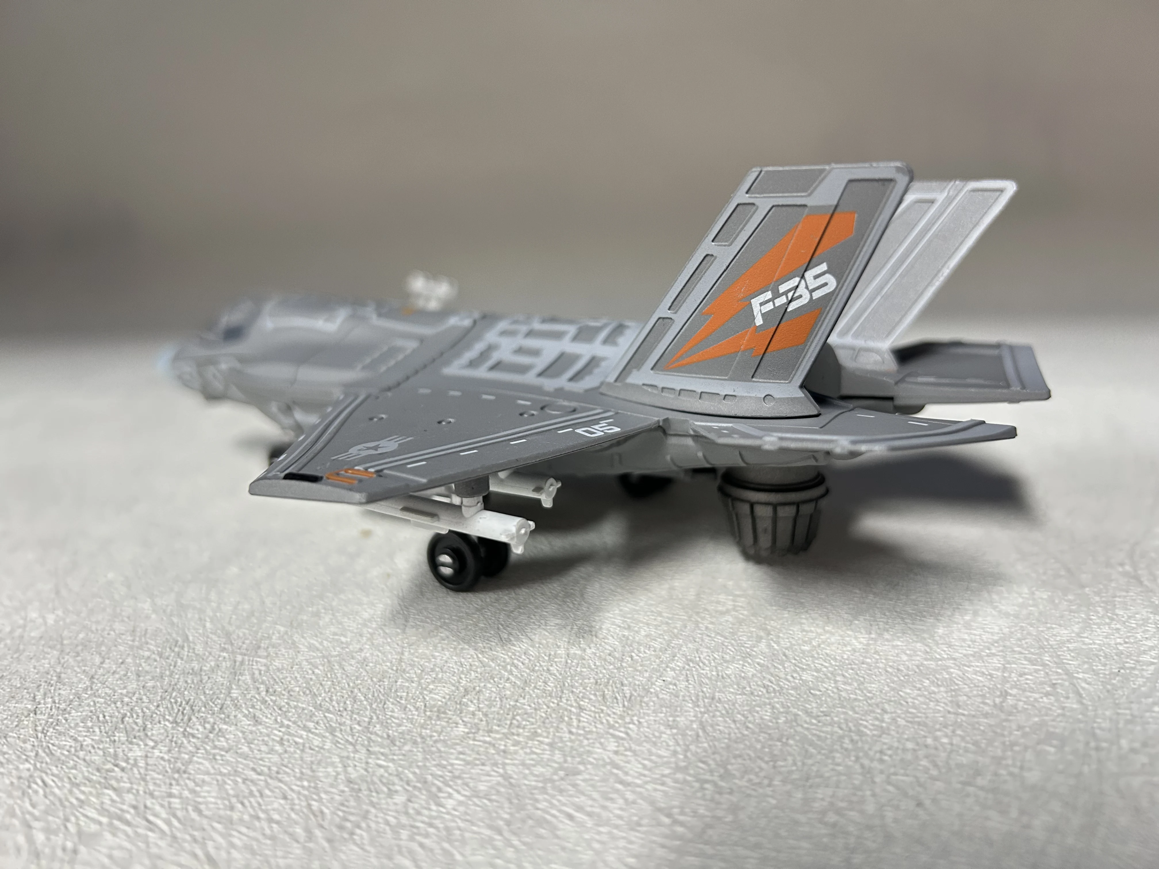 1:72 Scale Attack Fighter ABS US Air Force F-35 Model DIY Assemble Die-Casting Military Plane Model 3D Puzzle For Collection