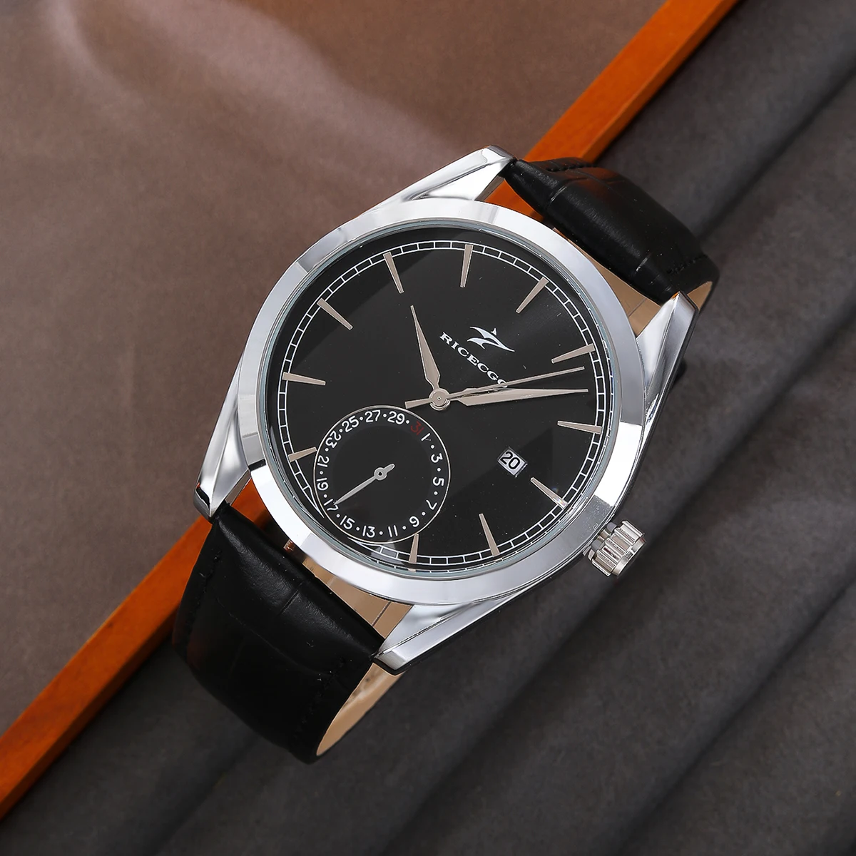 RICECGO Business Watch Black Leather Strap, Elegant Black Dial with Date Display, Simple and Elegant, Versatile for Men's Commut