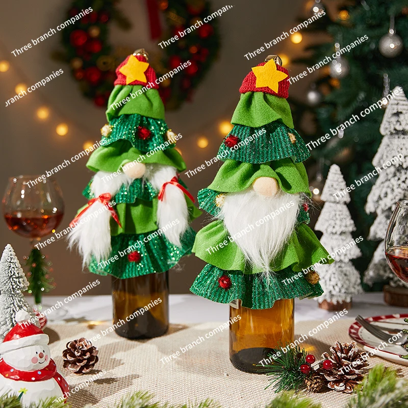 

Christmas wine bottle set cartoon old man tree red wine champagne set hotel restaurant atmosphere scene layout