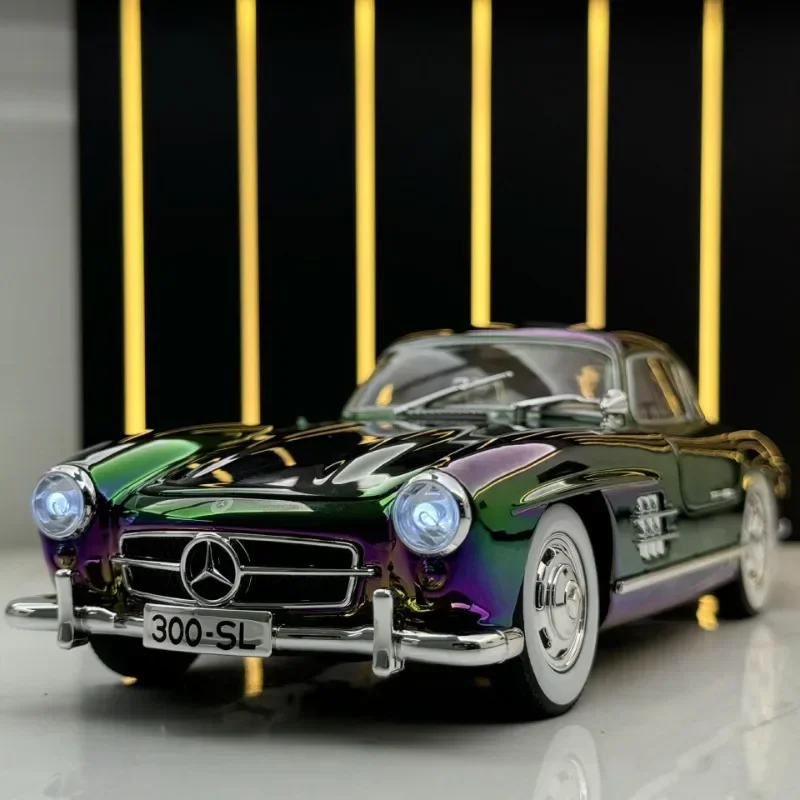 300SL Vintage Car Model Sound Light Diecast Alloy Toy Electroplated 1/24 Benz Vehicle Boy Birthday Gift Home Decor Miniature