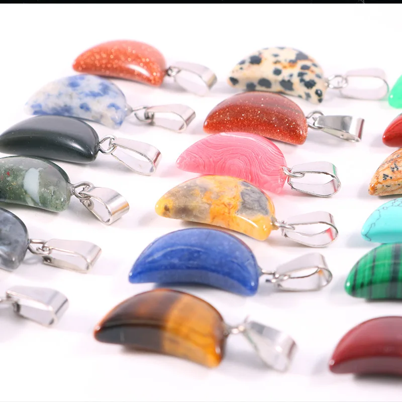 20 قطعة/الحقيبة الحجر الطبيعي كريستال قلادة على شكل قمر قلادة للنساء الحجر الخام كريستال قلادة الأحجار الكريمة روز كوارتز قلادة قلادة