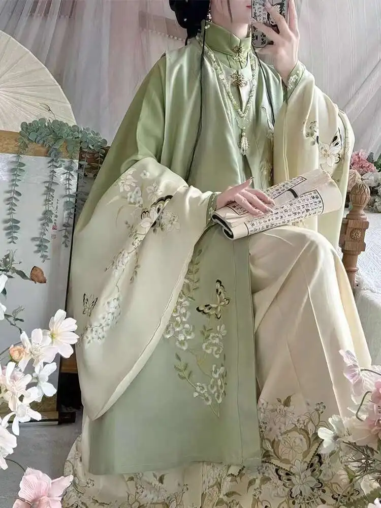 Hanfu 여성 명나라 스탠드 칼라 Jupiler 구름 어깨 말 얼굴 스커트 정장 Cos 코스프레 중국어 번체 드레스