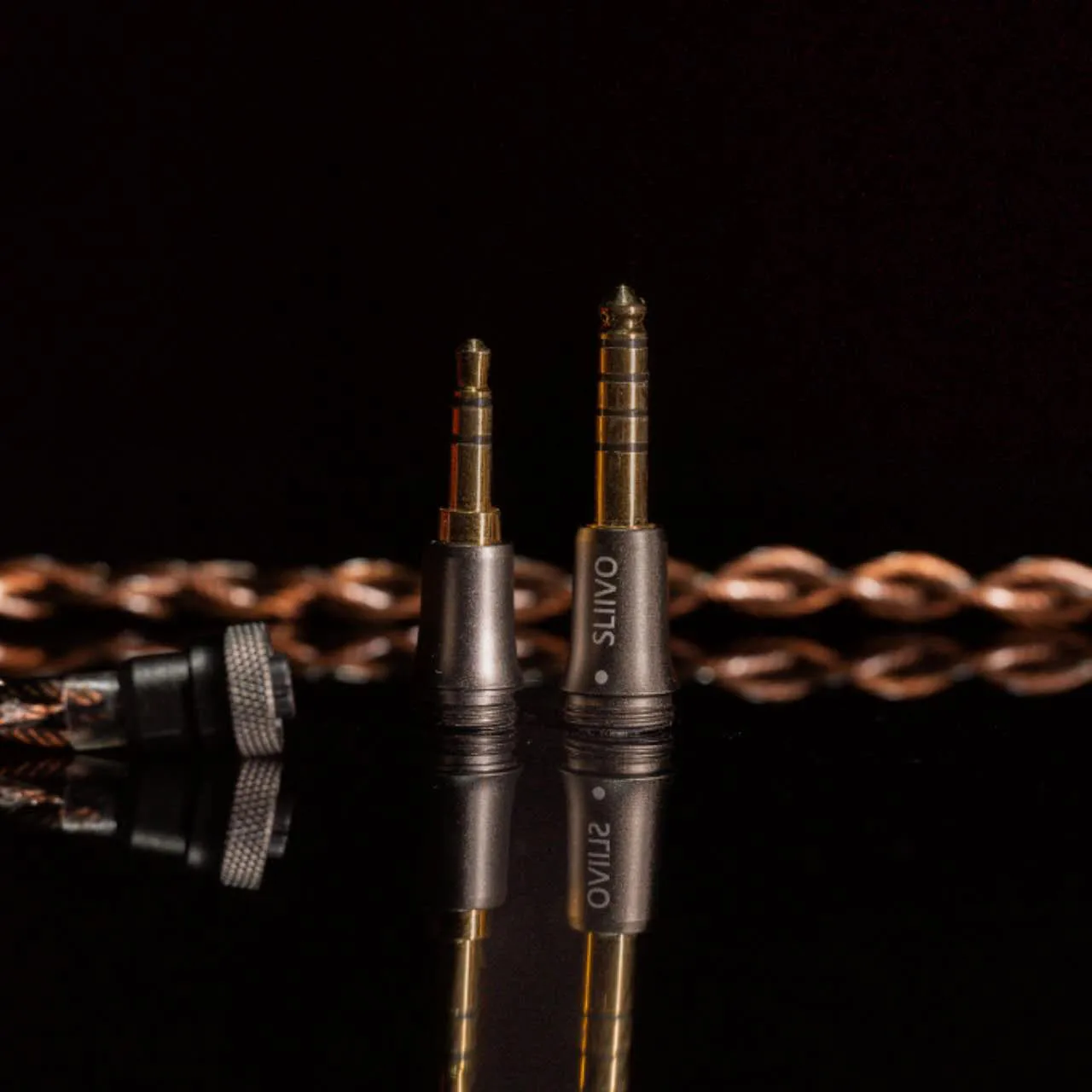 SLIIVO SLA3 IEM 1DD + 3BA سماعات رأس بتقنية هجينة 8 برامج تشغيل Hifi داخل الأذن مراقب 2 دبوس توصيل متوازن إلغاء الضوضاء