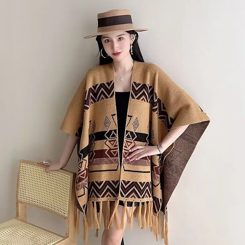 Women's Tassel Imitate Cashmere Shawl Autumn Winter Can Be Thickened Wear on Both Sides Lady Ponchos Capes  Beige