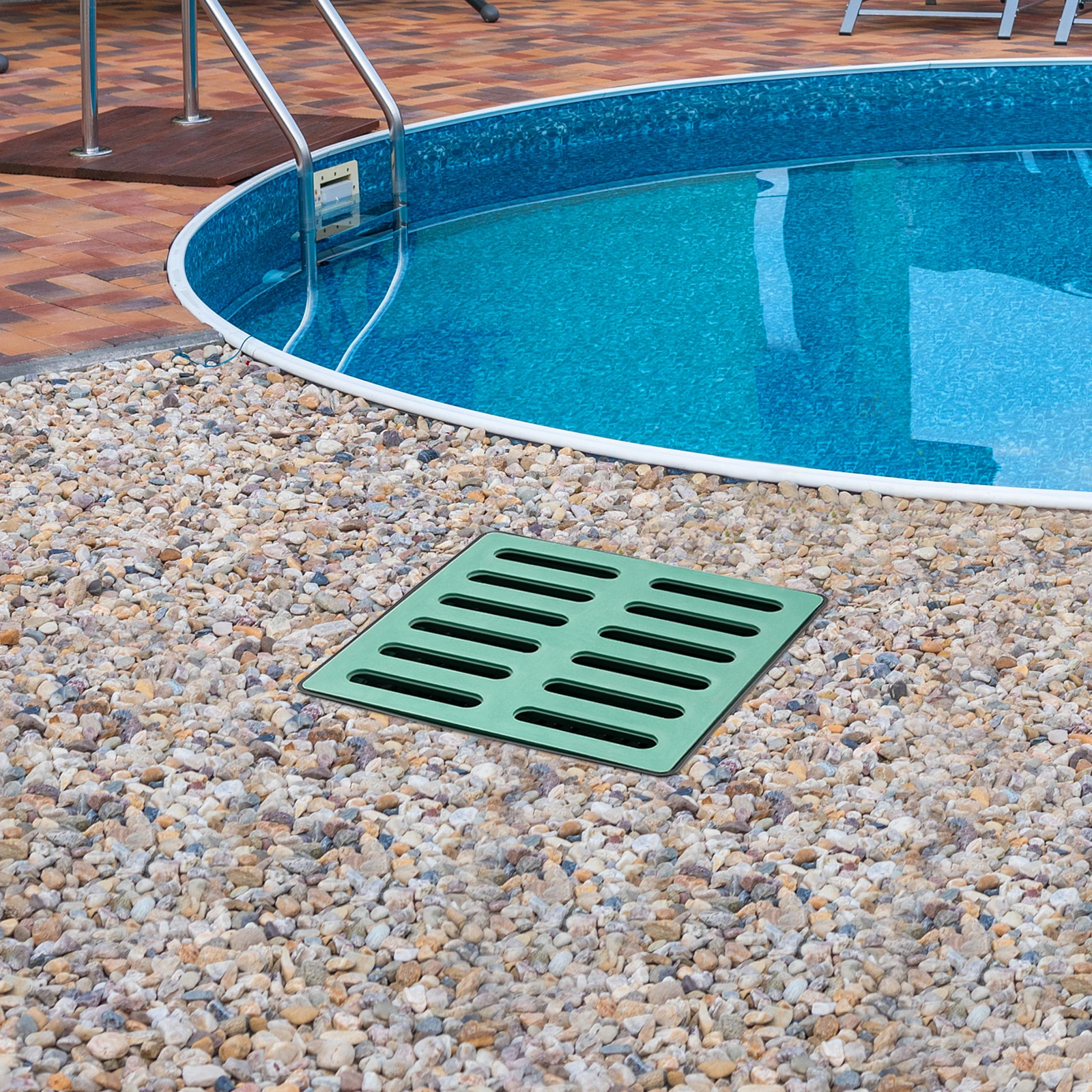 حوض صيد كبير مع دلو واحد وسلة واحدة ولوحة غطاء لمشروع الهندسة البلدية ومحطة الرصيف الحضرية لتصريف المطار