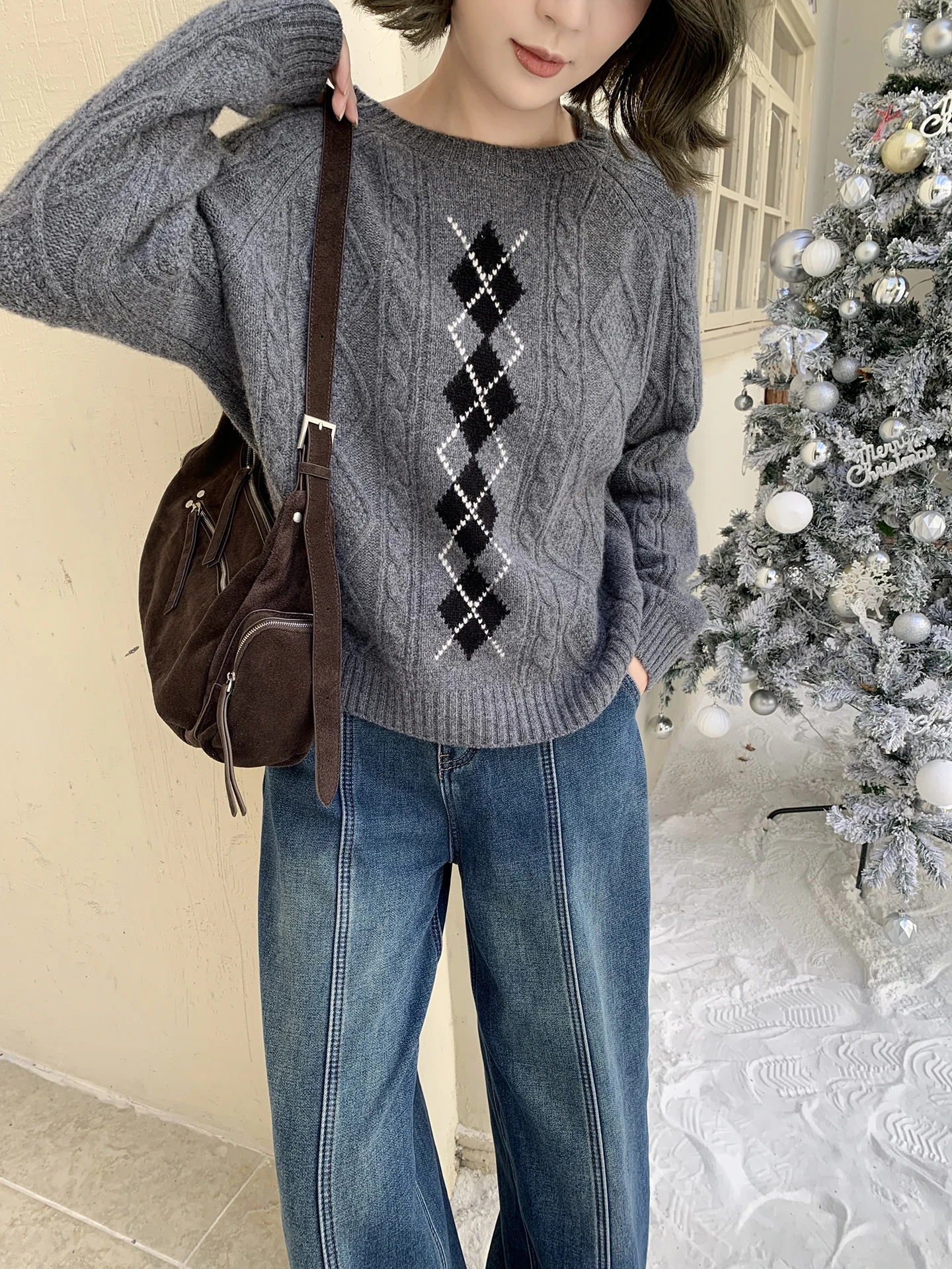 

ELINSU 00% Pure Wool Vintage Diamond Pattern round Ne Knitwear Women's Autumn Winter Versatile Slimming Lazy Sle Sweater