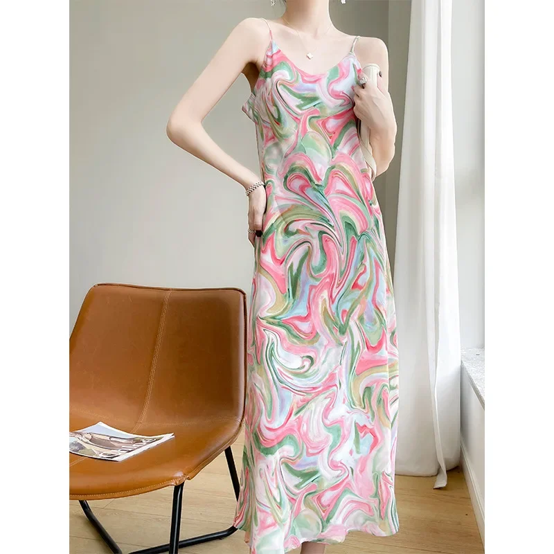 المرأة بلا أكمام فستان ستان الخامس الرقبة عطلة خلات فساتين طويلة مجردة اللوحة بروتيل مثير الحرير الاصطناعي الصيف رداء