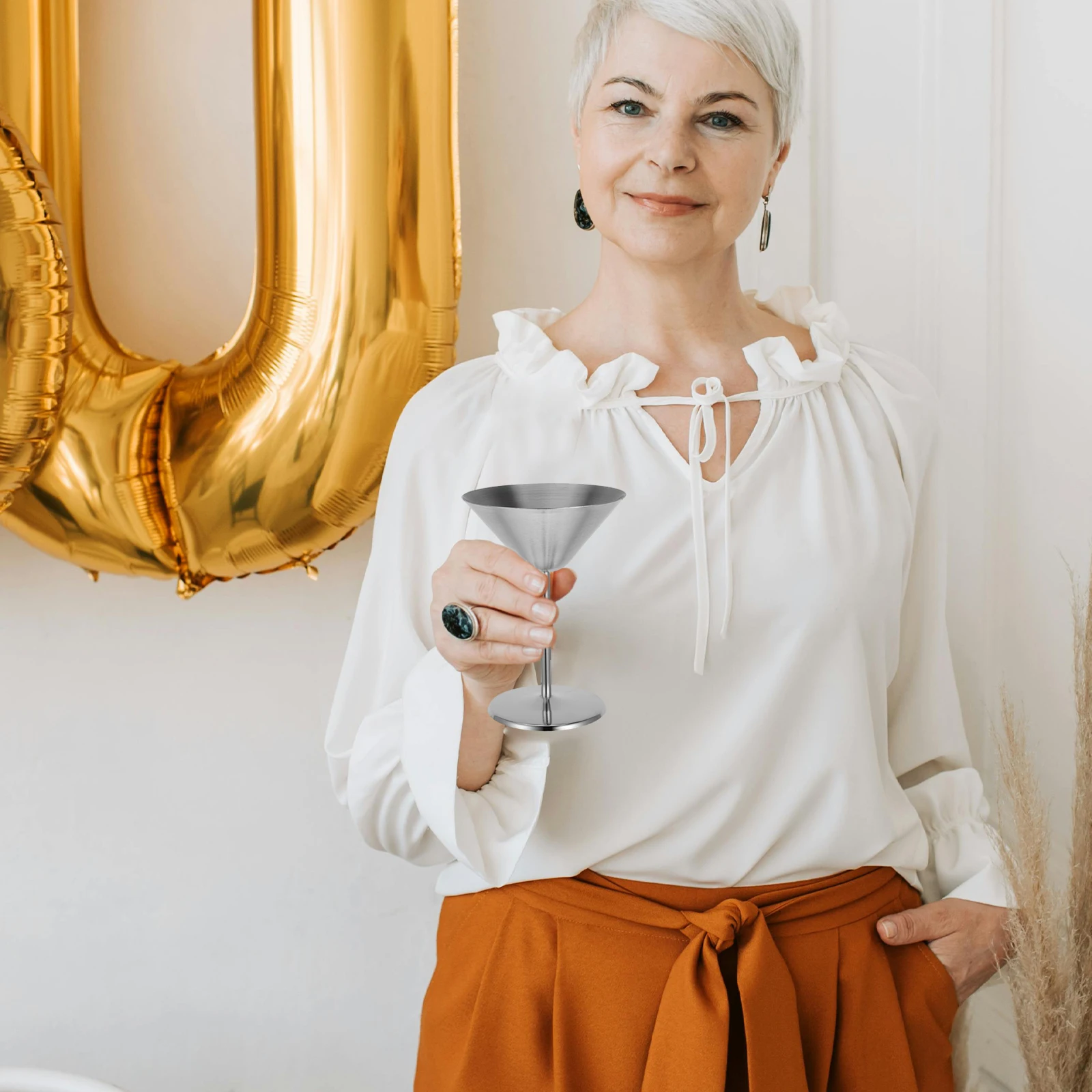 

Stainless Steel Metal Cocktail Cup Unbreakable Bar Party Wine Goblet Elegant Red Wine Glass Stainless Steel Cups