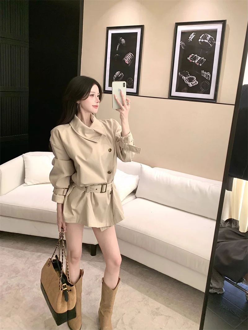 Retro American Style Stand Collar Long Waist-Cinching Coat for Women Elegant Slimming Winter Outerwear Mid-Length Open Cardig...