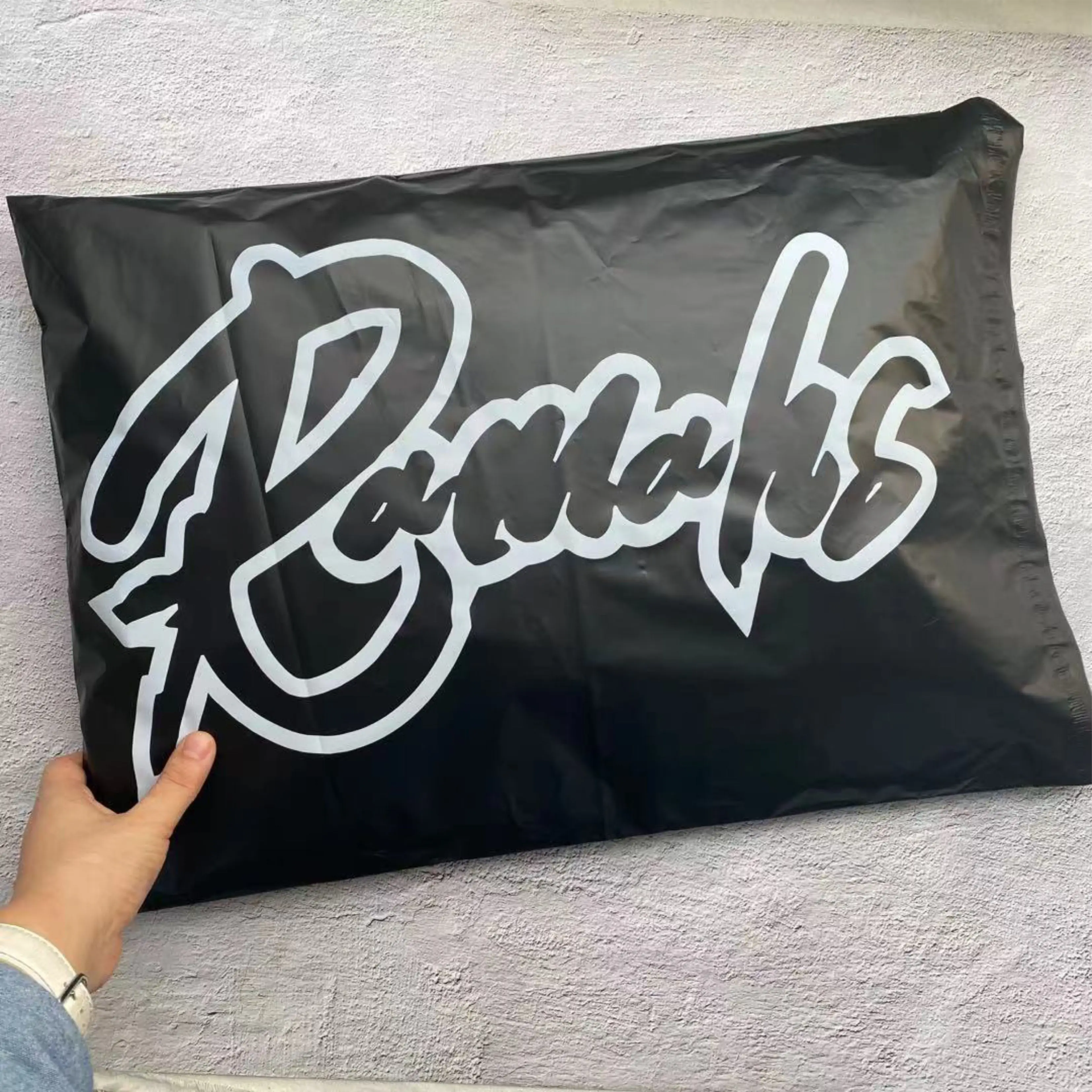 

biodegradable matte biodegradable custom clothing poly mailer envelope plastic package shipping bag with handle