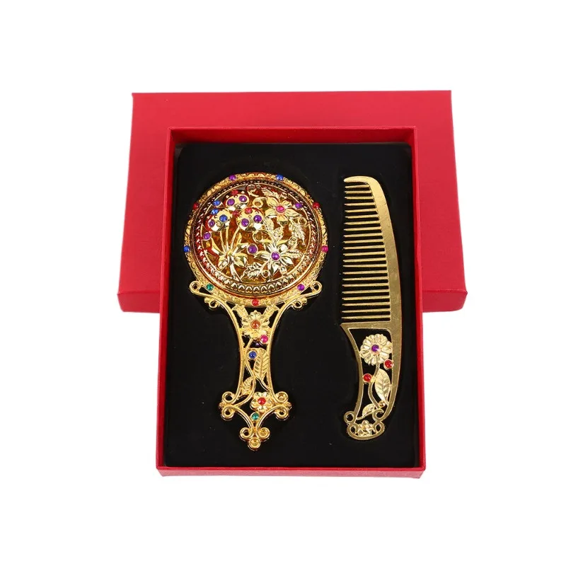 Gold Fashion Hollow Design Handle Mirror Comb Set Retro Metal Mirror with Packing Box Gift Set