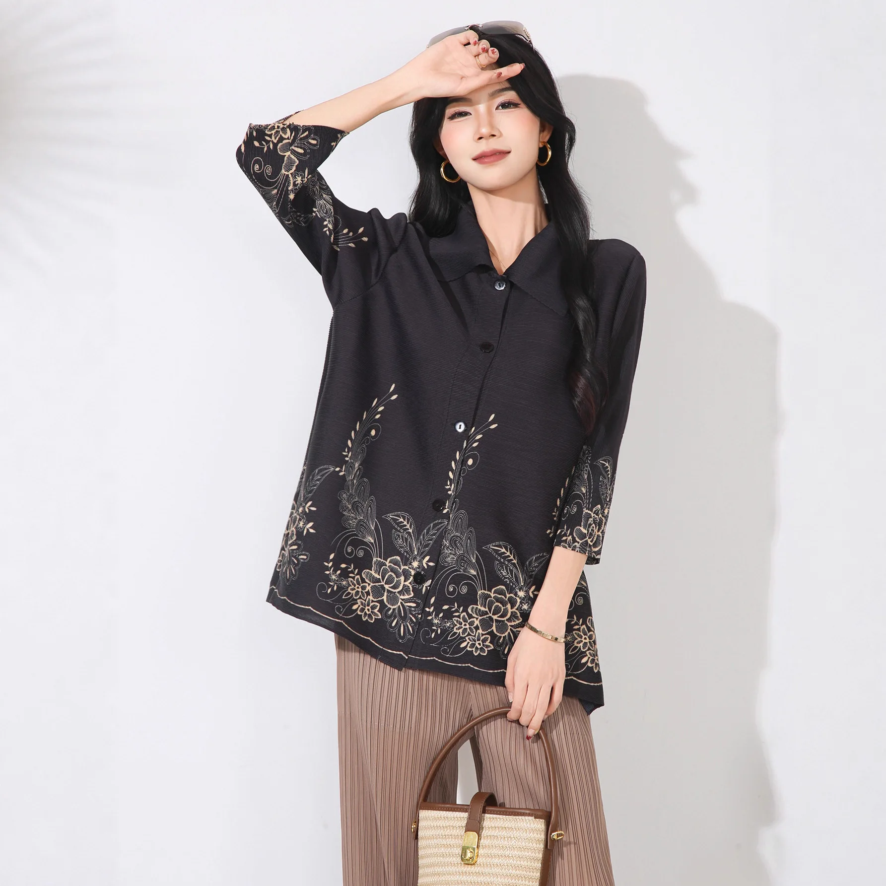 

Miyake Pleated Shirt Plisse Jacket 2025 Summer Fold New Lapel Pleat Cardigan Mummy Loose Pleats Plus Size Tops Female Clothing