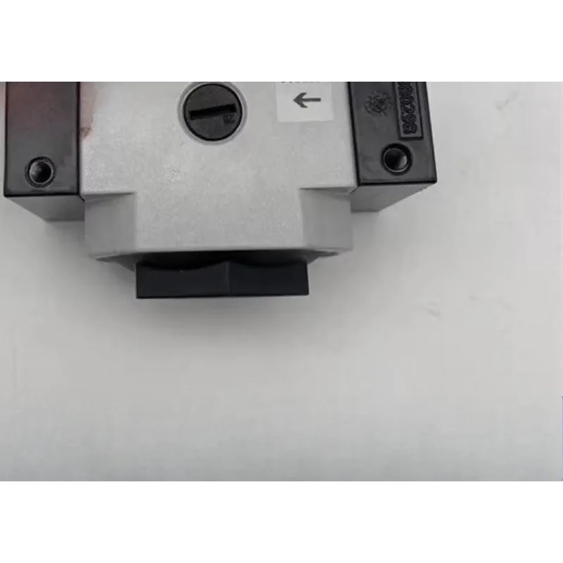 The parts are suitable forFESTO pressure reducing valves LR 1 2 3 4 D MIDI MPA 8002257 8002287