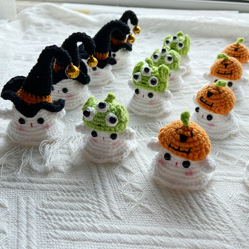 Crocheted Little Ghost Hand Woven Pendants, Halloween Creative Gift, 5 Styles, DIY Handmade Yarn Crochet Bag, Key Pendant