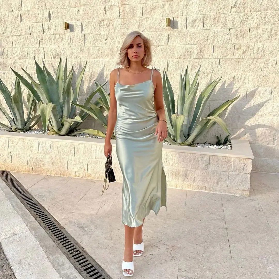 FATAPAESE Sexy Bridesmaid Dresses Side Slit Spaghetti Strap Wedding Party Gurst Dress Sleeveless Silk Satin Summer Gown Women