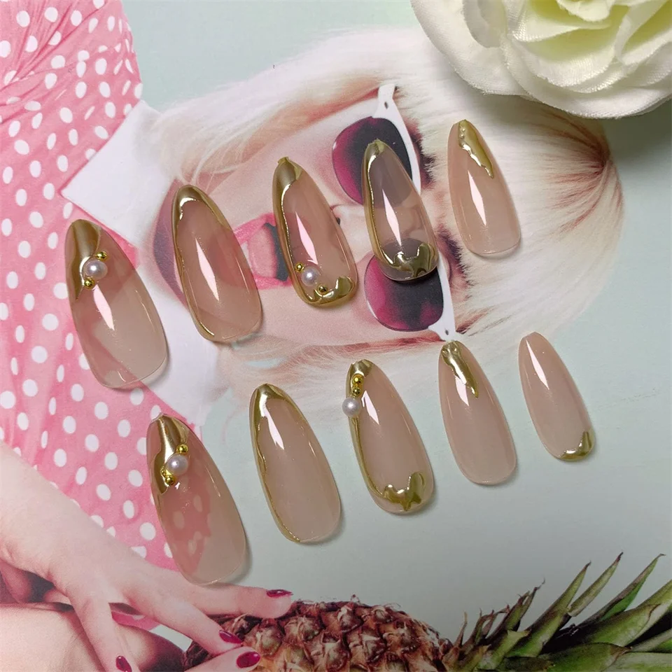 24 uñas postizas color nude, forma almendra, borde dorado francés, perlas blancas, cubierta completa, sencillas, para mujer 3