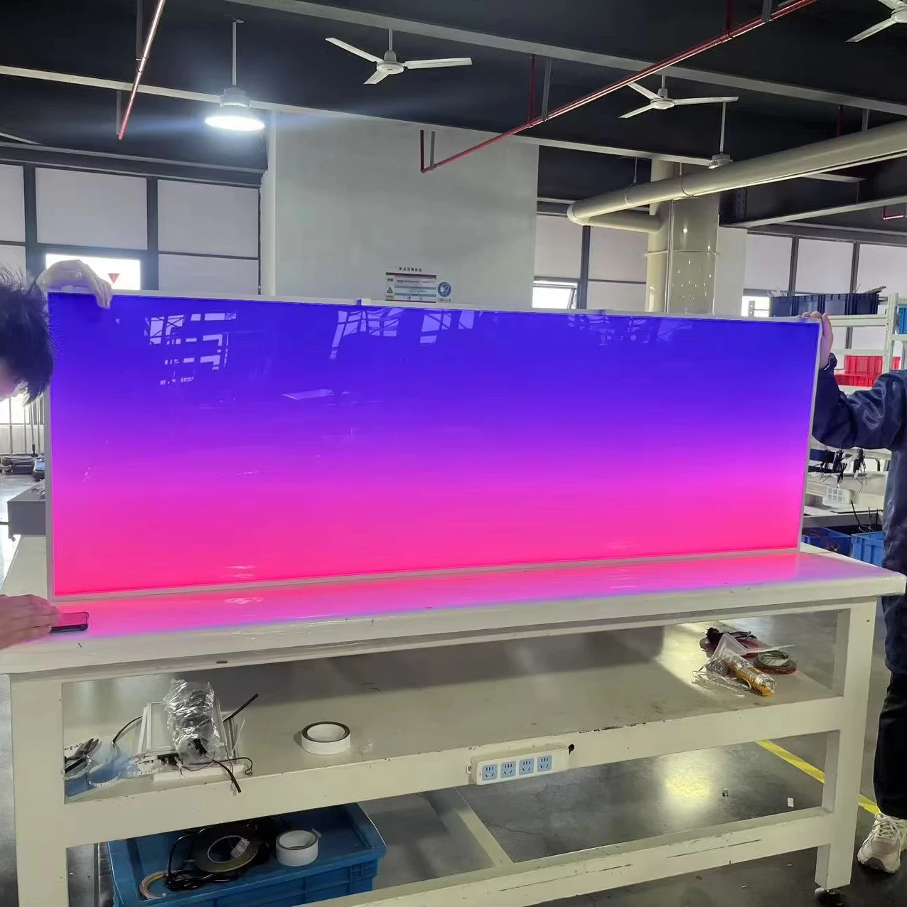 

Светодиодная подсветка для аквариума 180*60 см, белая, RGB, программируемая, с подсветкой, класс защиты IP44, сертификация CE, алюминий+акрил