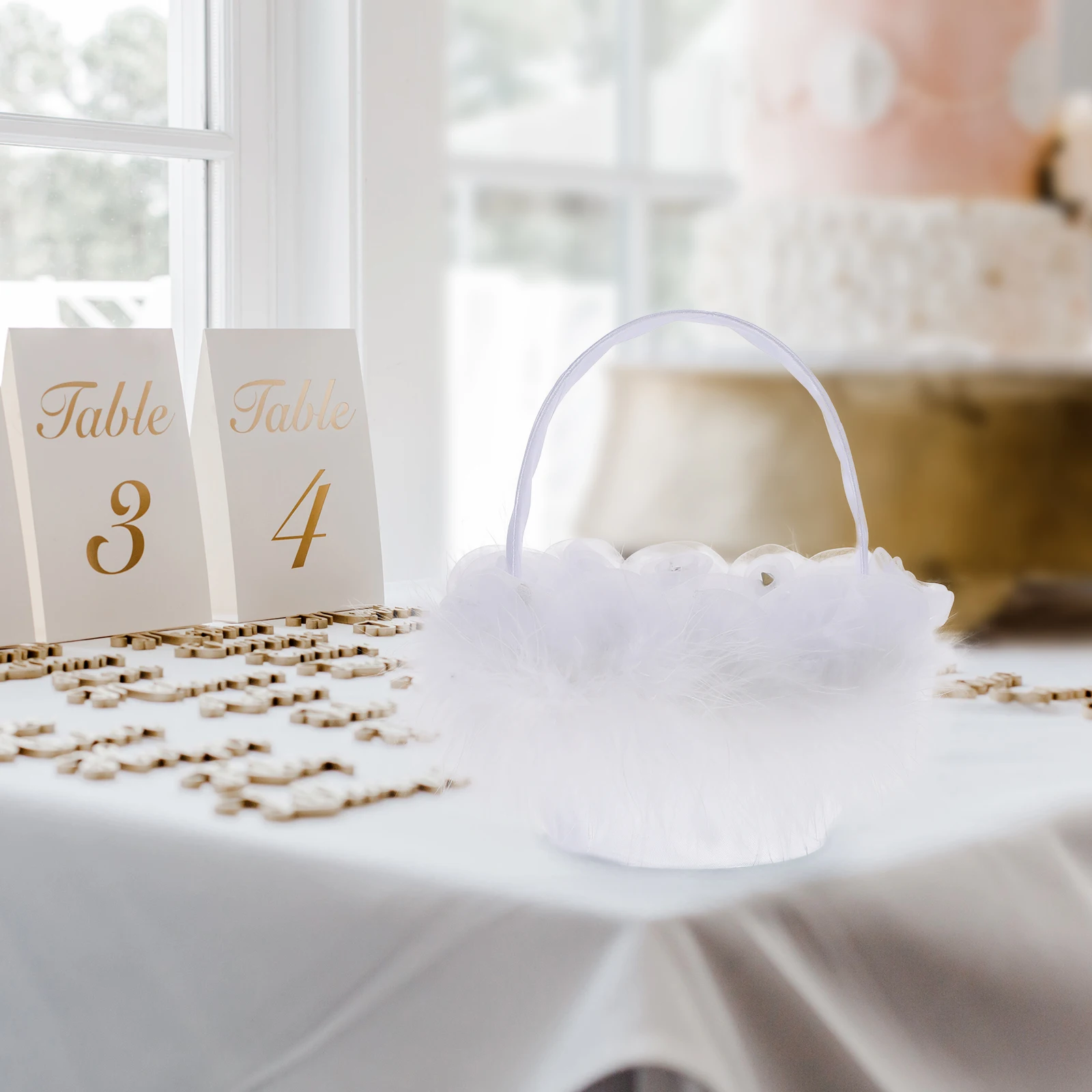 

Wedding Flower Basket Pearl Gold Baskets Bride Sprinkler Lace Portable Banquet Decor Ceremony Girl Petals Storage
