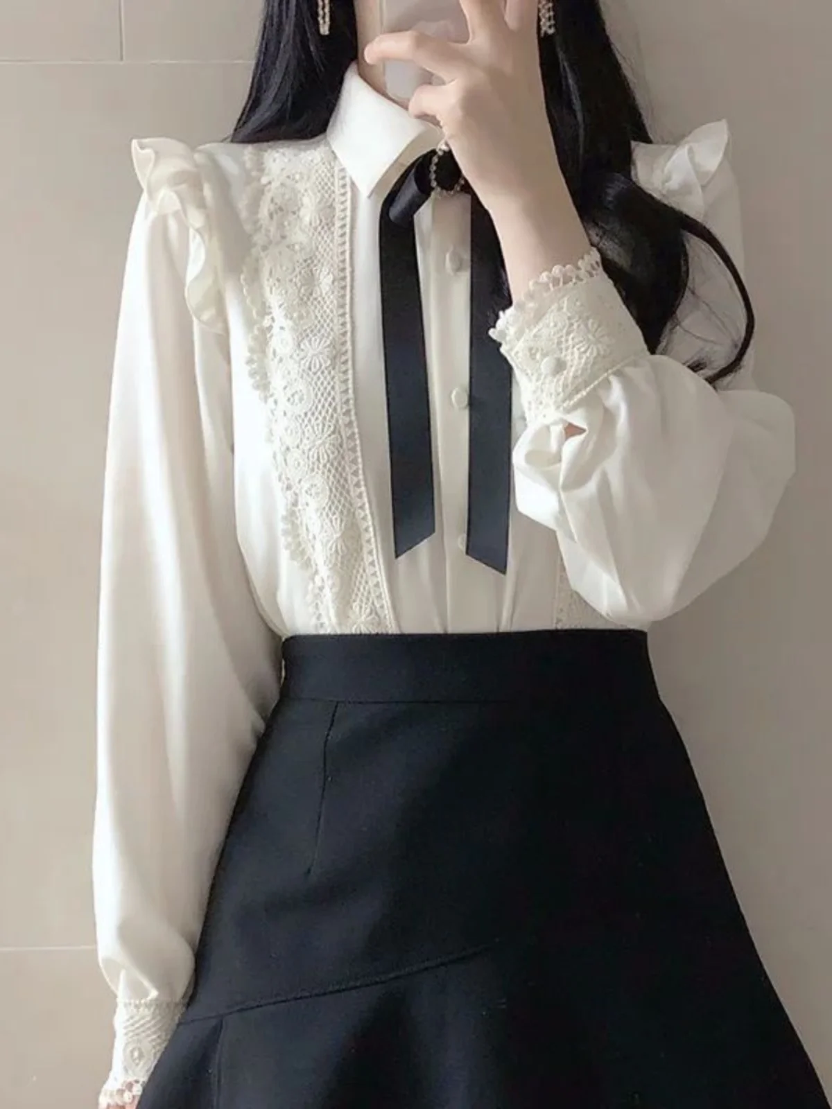 Long Sve Lace irt Baby Collar Doll Ne Street Sle Loose Fit  Color Spring Faion for Women 8-35 Years Old