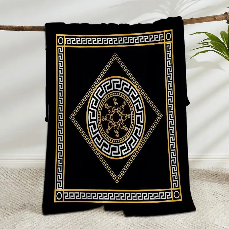 Luxury Greek Key Pattern Throw Blanket Black Gold Geometric Meander Decorative Throw for Sofa Couch Bed Winter Cozy Plush