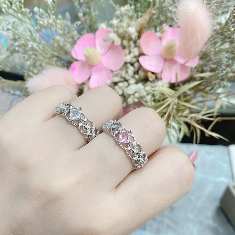 

MDL Moissanite style.micro-set zirconia index finger ring female lace floral ins net red senior sense of cold open finger ring