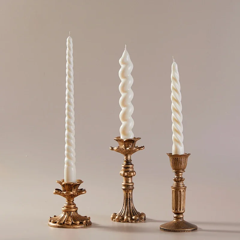 French Classic Candlestick Holders For Taper Candles Resin Retro Gold Distressed Home Room Mantel Wedding Table Decorations