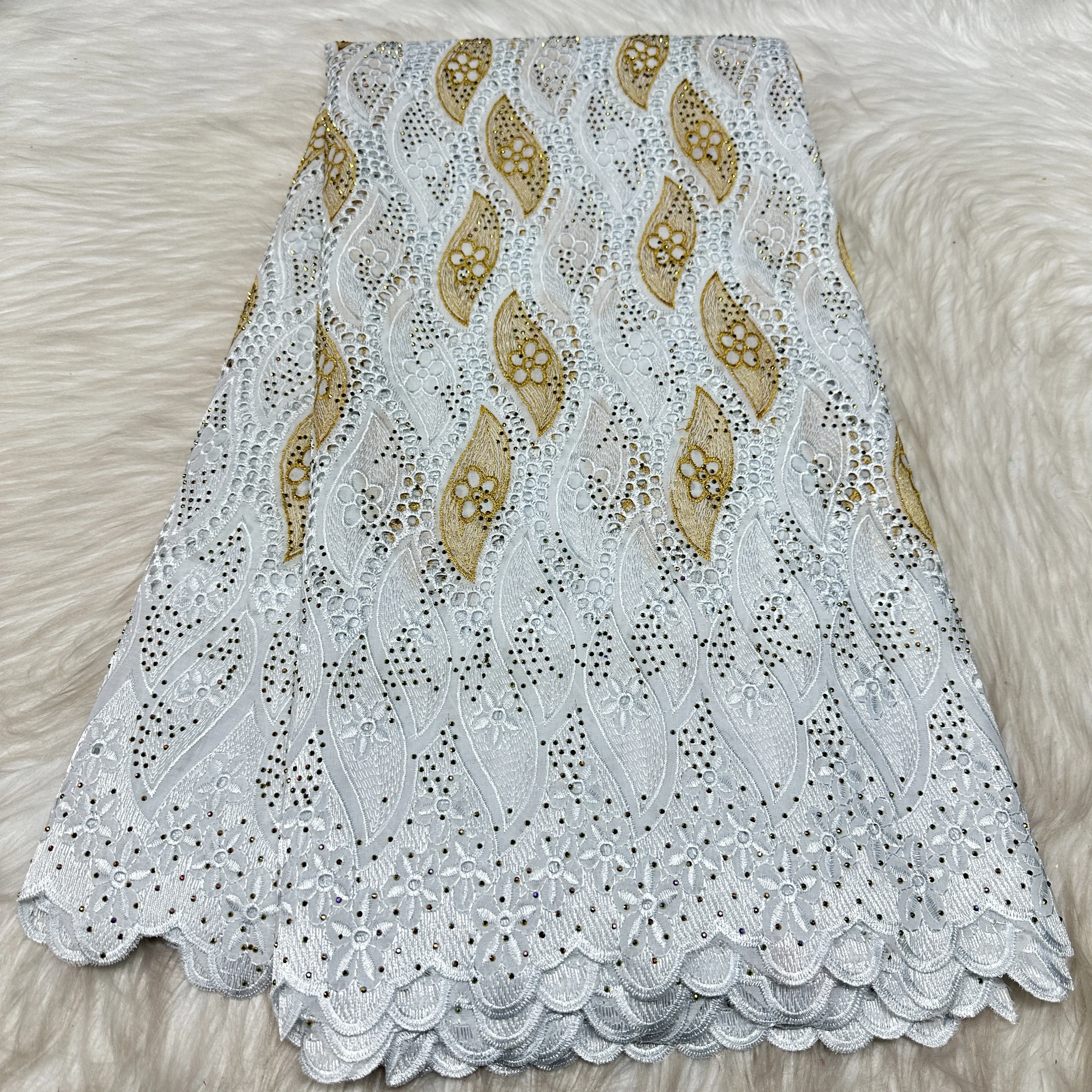 

Luxury Nigerian Cotton Lace Fabric 2025 High Quality African Swiss Voile Lace Fabric for Sewing Woman Dresses 5 Yards