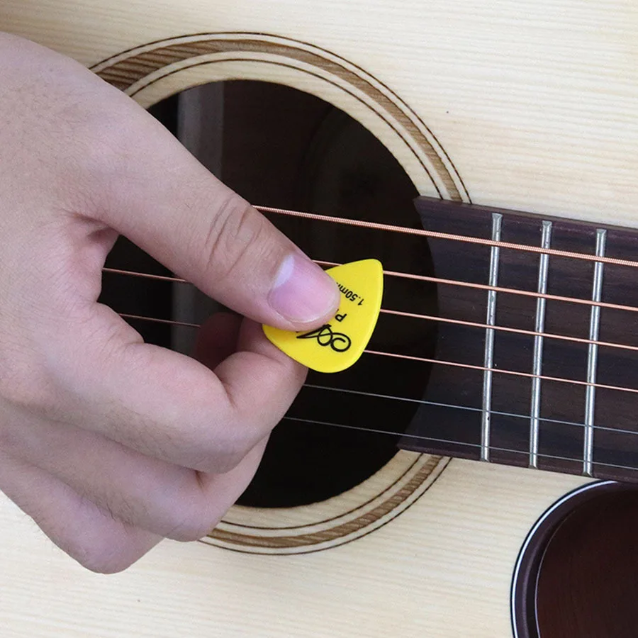 50 Stück Alice Gitarrenplektren Bulk Matte Bunte Plektren 0,58/0,71/0,81/0,96/1,2/1,5 mm Dicke Premium ABS für Akustik JXB – Detail 5