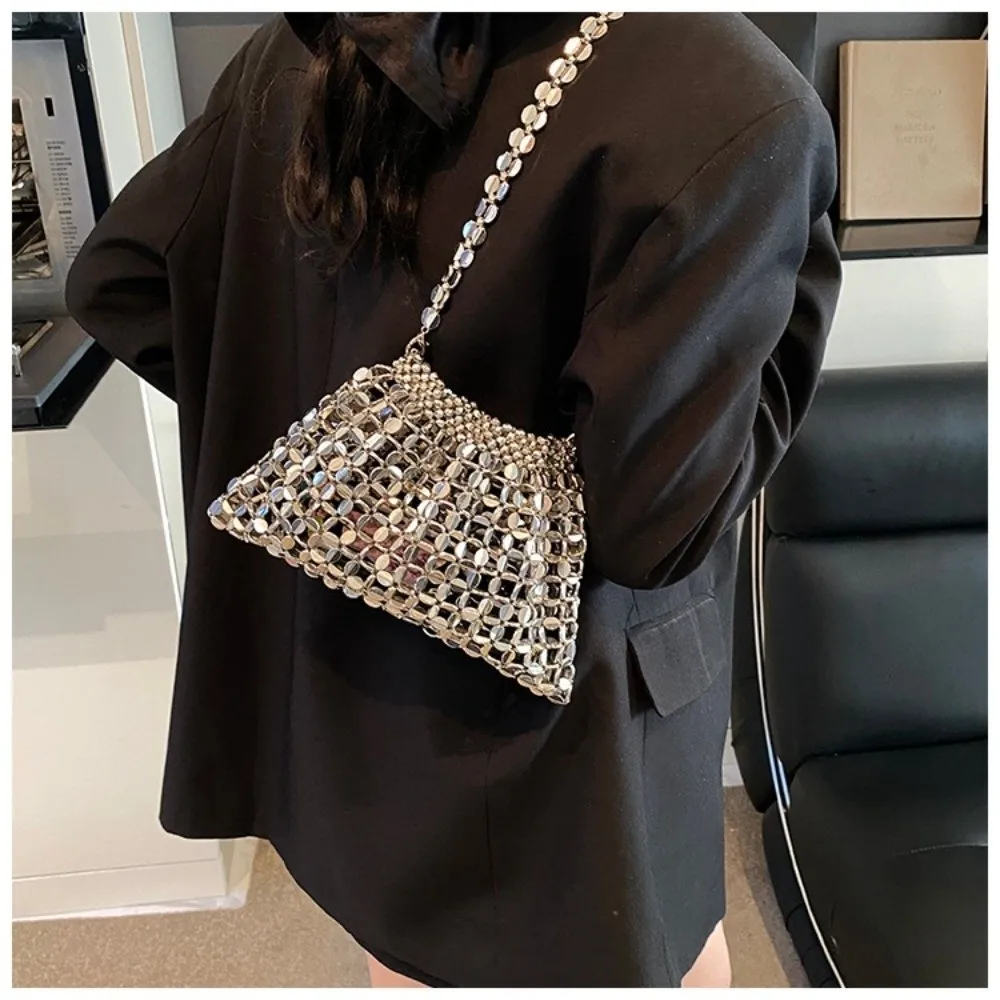 Handwoven Beaded Evening Banquet Bag Hollow Design Glitter Sequin Sequin Shoulder Bag Lightweight Soft Metal Chain Underarm Bag