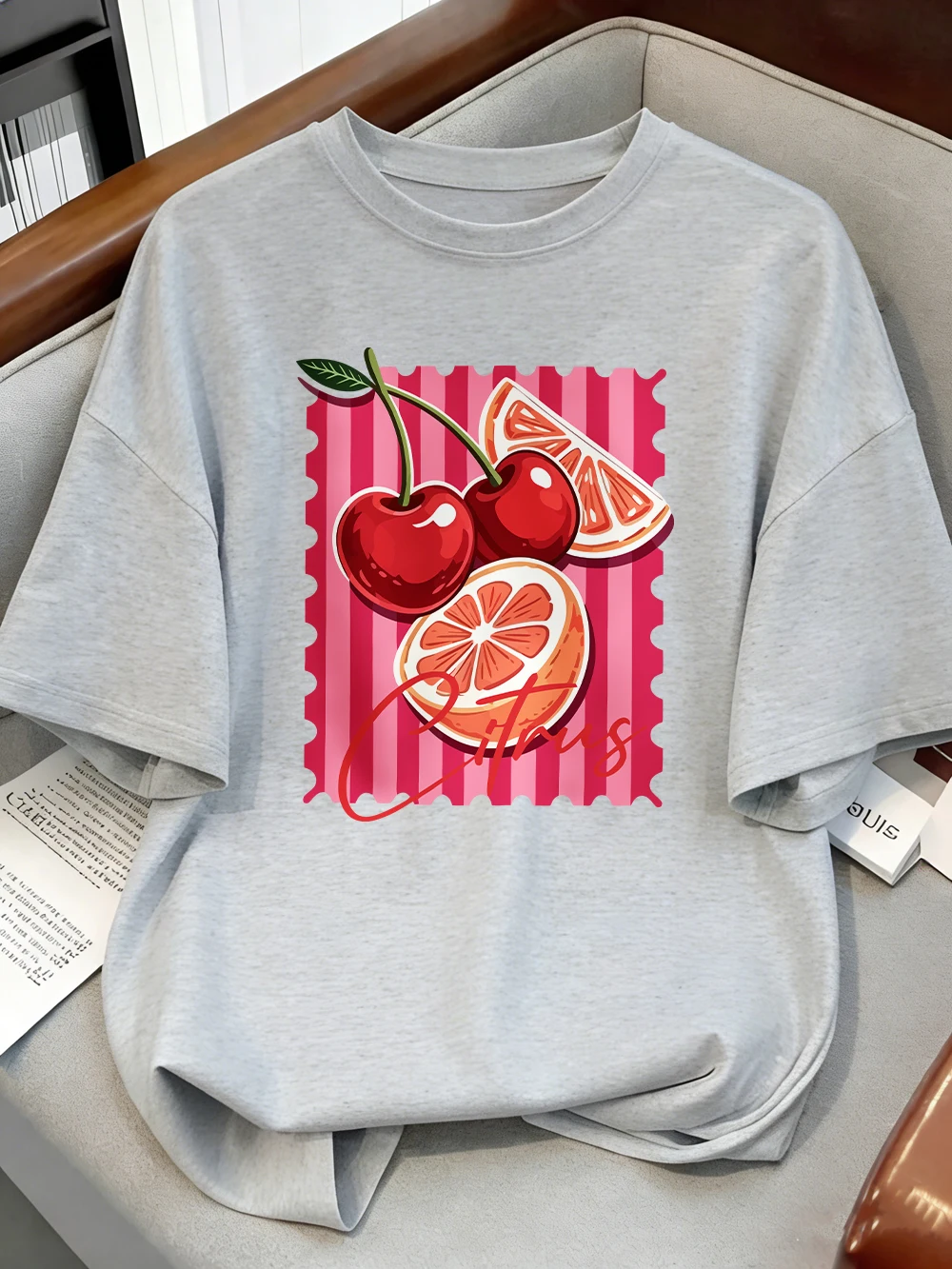 Rote Kirsch-Zitrus-Bedruckte T-Shirts aus Baumwolle für Damen, Sommerliche Oversize-Oberteile, Basic O-Neck Kurzarm-T-Shirts, Lässige Weiche Kleidung – Detail 14