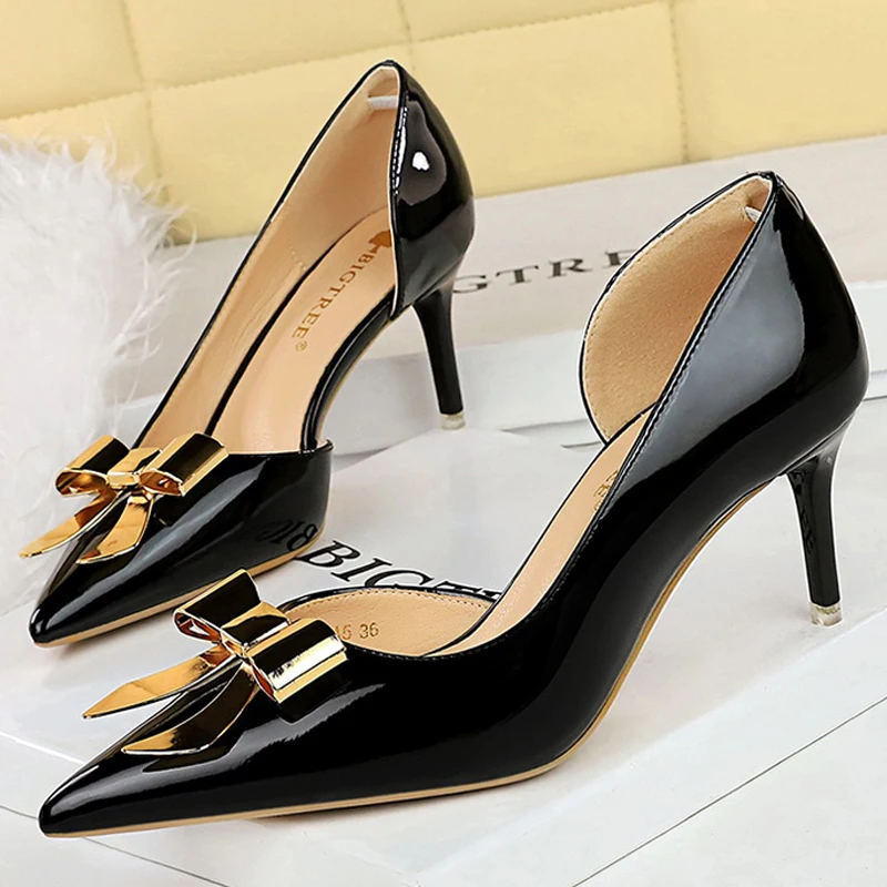 

Обувь BIGTREE, женские туфли-лодочки с металлическим бантом, лакированная кожа, женская обувь на каблуке «котенок», туфли на шпильке 7 см, роскошные банкетные туфли, 2025 г.