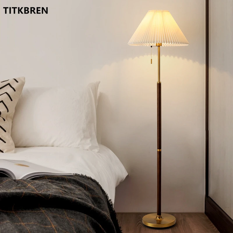 Retro Wooden Floor Lamp Living Room Study Bedroom Bedside Lighting Creative Simple Pleated Lampshade Home Indoor Desk Light