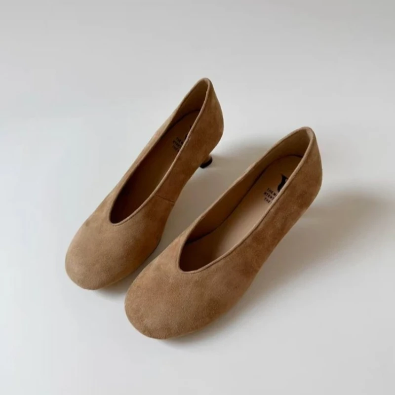 Mocassins à talons hauts pour femmes, chaussures de styliste peu profondes, escarpins élégants en daim, chaussures habillées, confortables pour la marche, nouvelle collection automne 2026