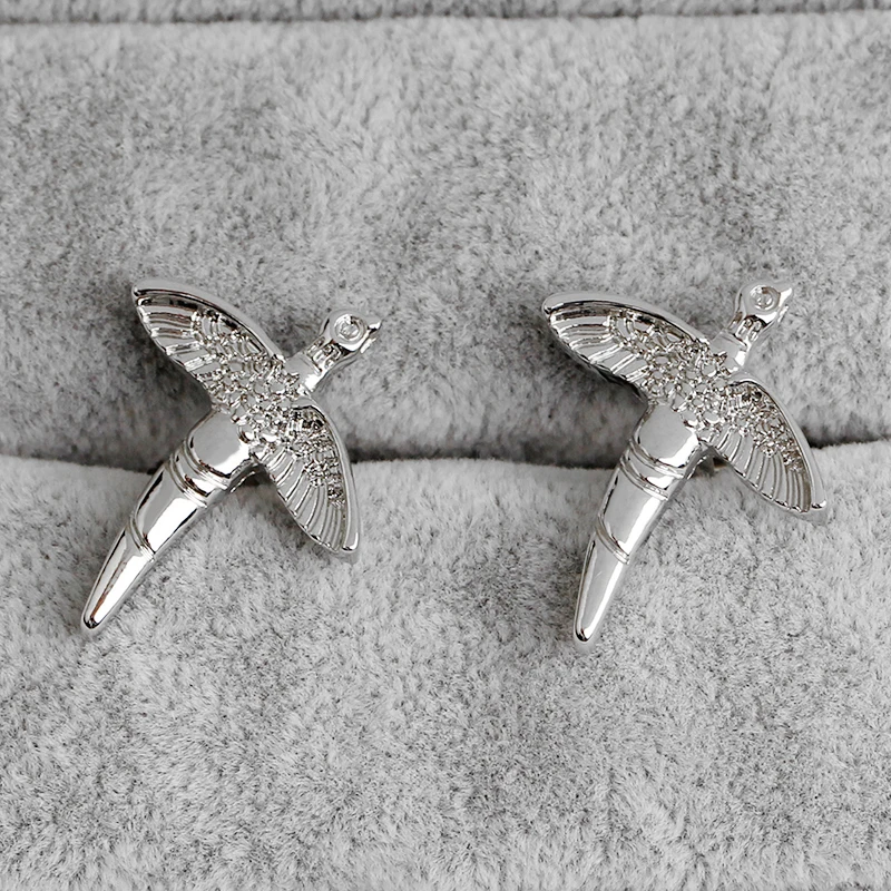 2Pcs/Set Statement Mens Angle Wings Sword Cufflinks Personality Bird Shaped Cuff Button