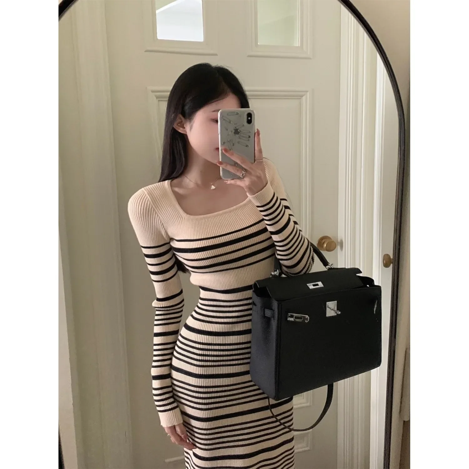 

Square Collar Striped Knitted Long Sleeve Dress Women Autumn 2024 New Elegant Slim Fit Slimming Sheath Skirt ZL823