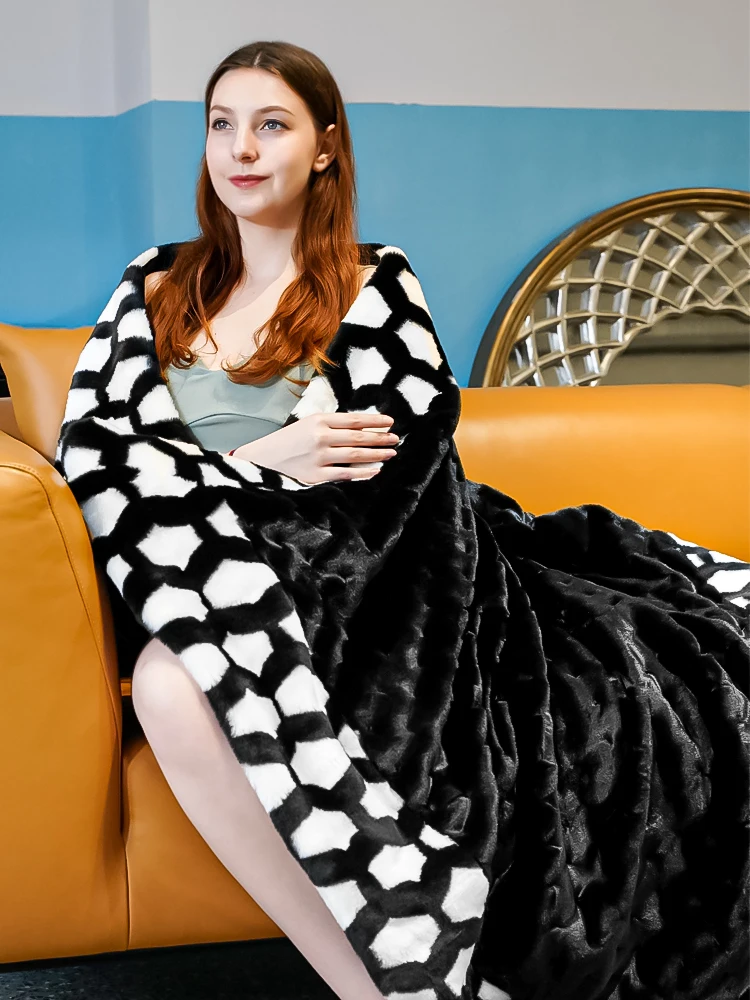 

Faux Fur Blanket Luxury Throw Blanket Winter Thicken Warm Sofa Blankets Bed Plaid Bedspread on the Bed Home Decor