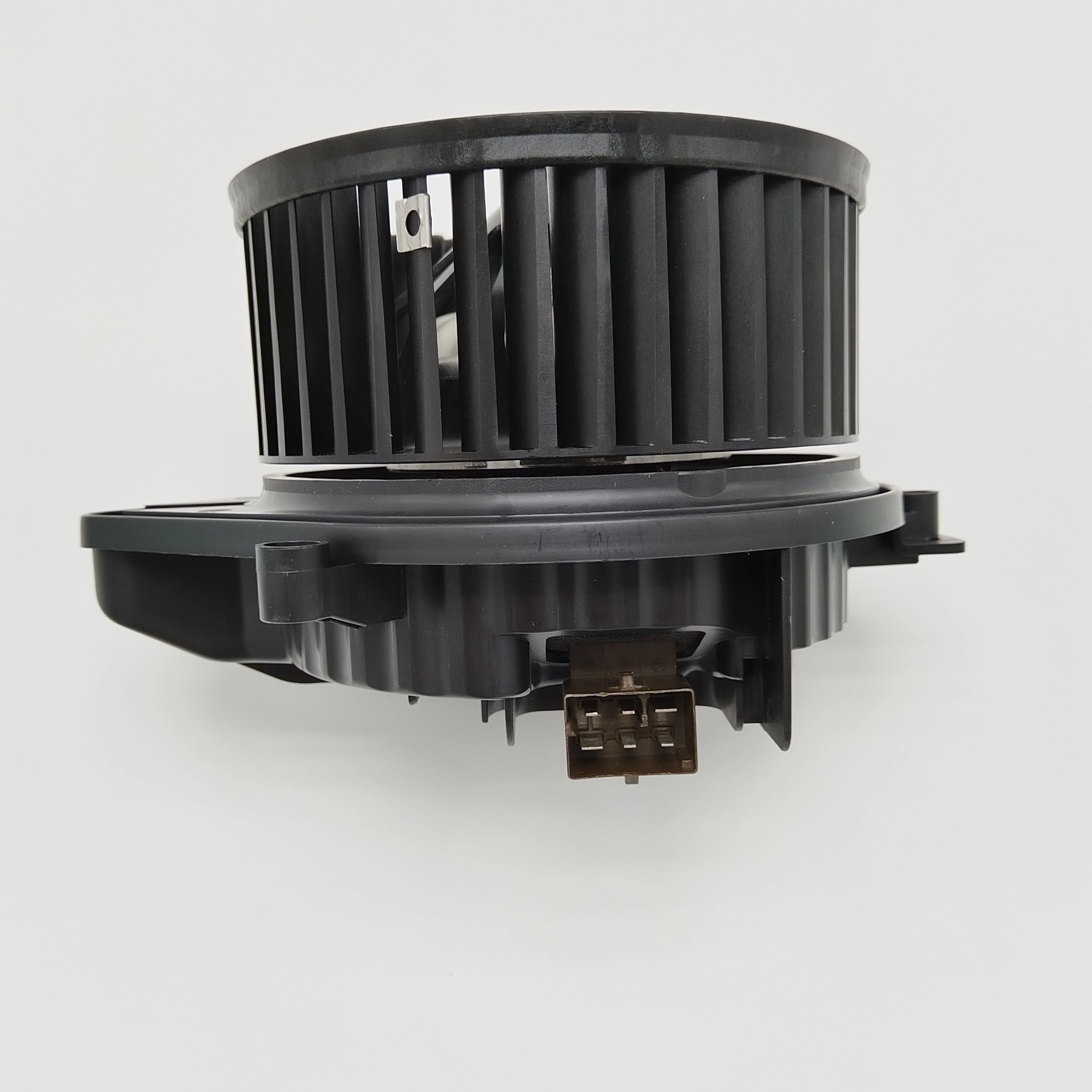 Left-Hand Drive Blower Motor Suitable for AUDI A4 B6/B7 S4 OE:8E1820021E