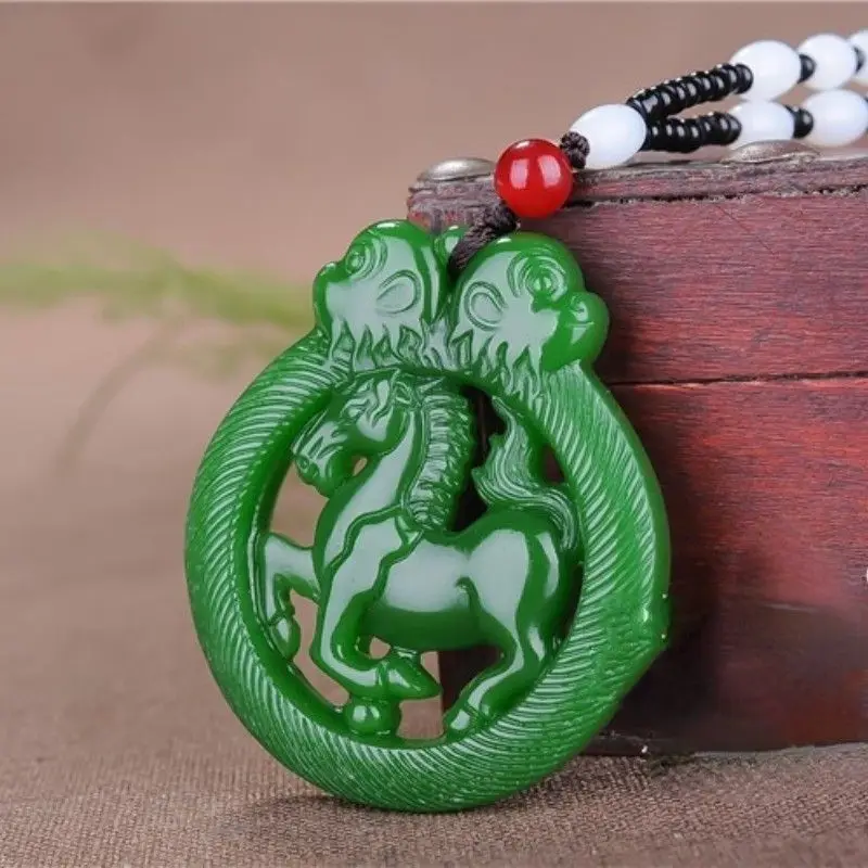

Natural Green Hand-carved Horse Jade Pendant Fashion Boutique Jewelry Men and Women Zodiac Horse Necklace Gift Accessories