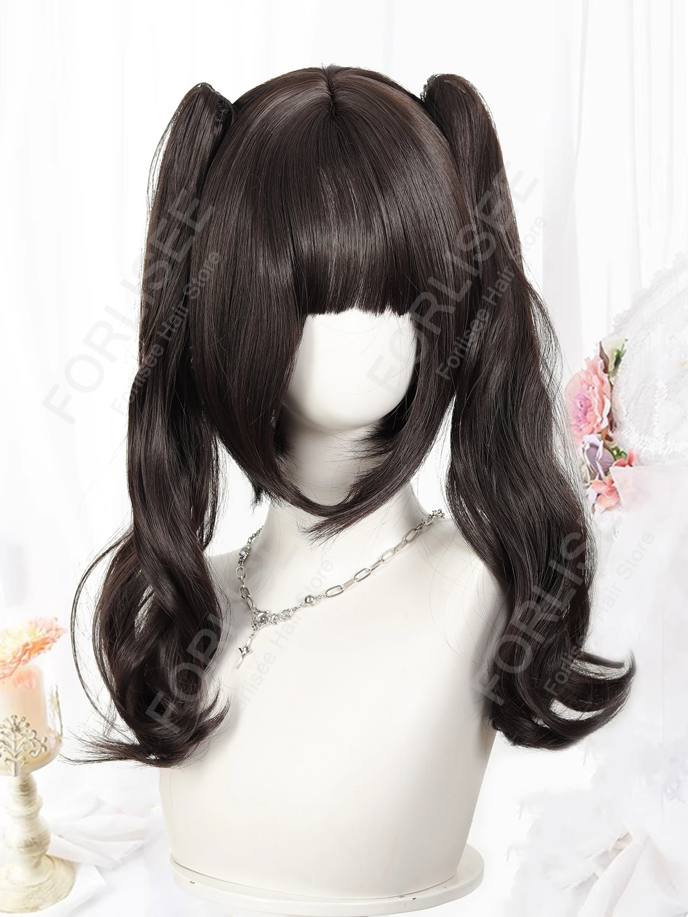 Dubbele paardenstaart Krullend haar Synthetisch Lolita Krullend haar met pony Donkerbruin Anime Pruik Oberl Vrouw Party Cosplay Pruik ﻿ LM
