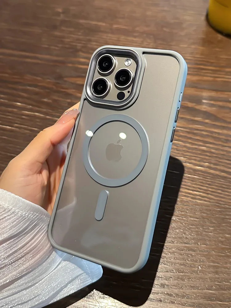 Luxury Clear  Armor For Magsafe Wireless Charging Case for iPhone 15 14 Plus 13 12 11 Pro Max Shockproof Bumper Cover Magnetic