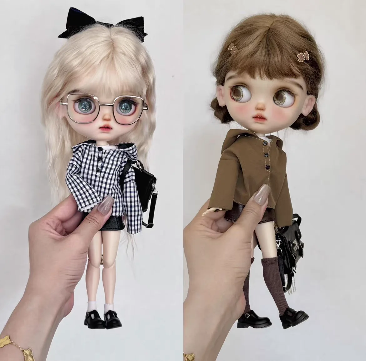 Blythe doll clothes OB24 brown or blue checkered top+white sleeveless vest+black or red skirt 3-piece set women's new product