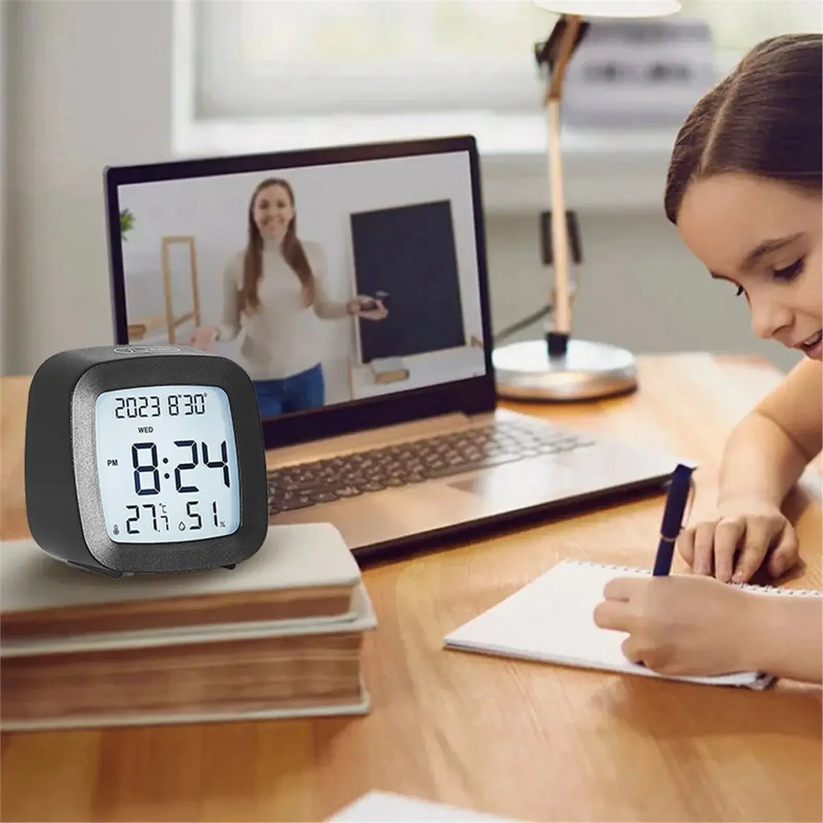 

Светодиодный будильник A32I с подсветкой, на батарейках, с ЖК-дисплеем, монитором температуры и влажности для дома, школы, домашнего декора