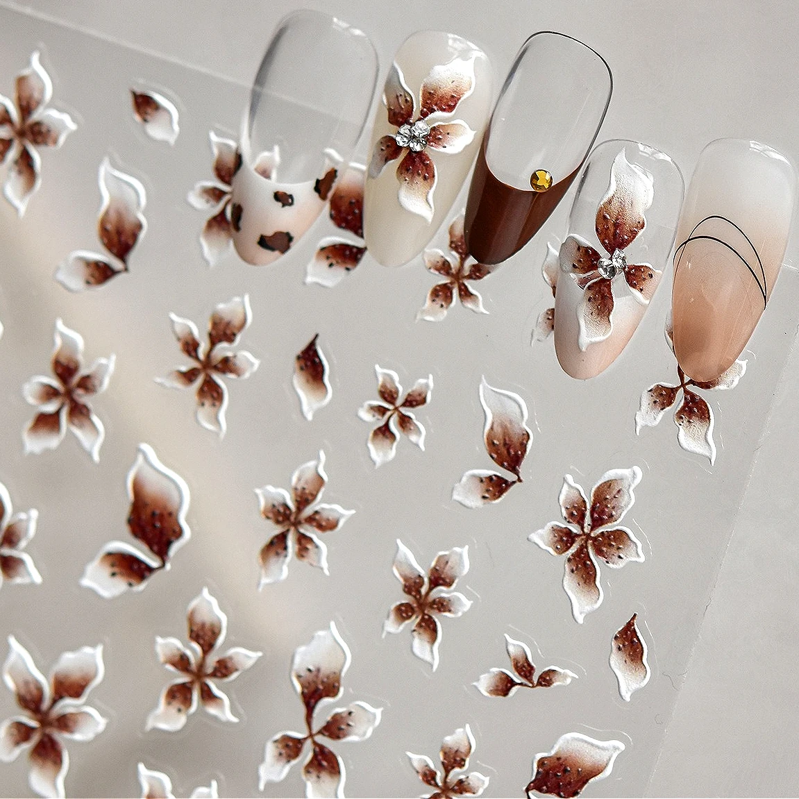 Retro sfumatura petalo fiore frangipano giglio delicato fioritura orchidea gelatina lusso vintage nail art adesivi decalcomanie fascino manicure