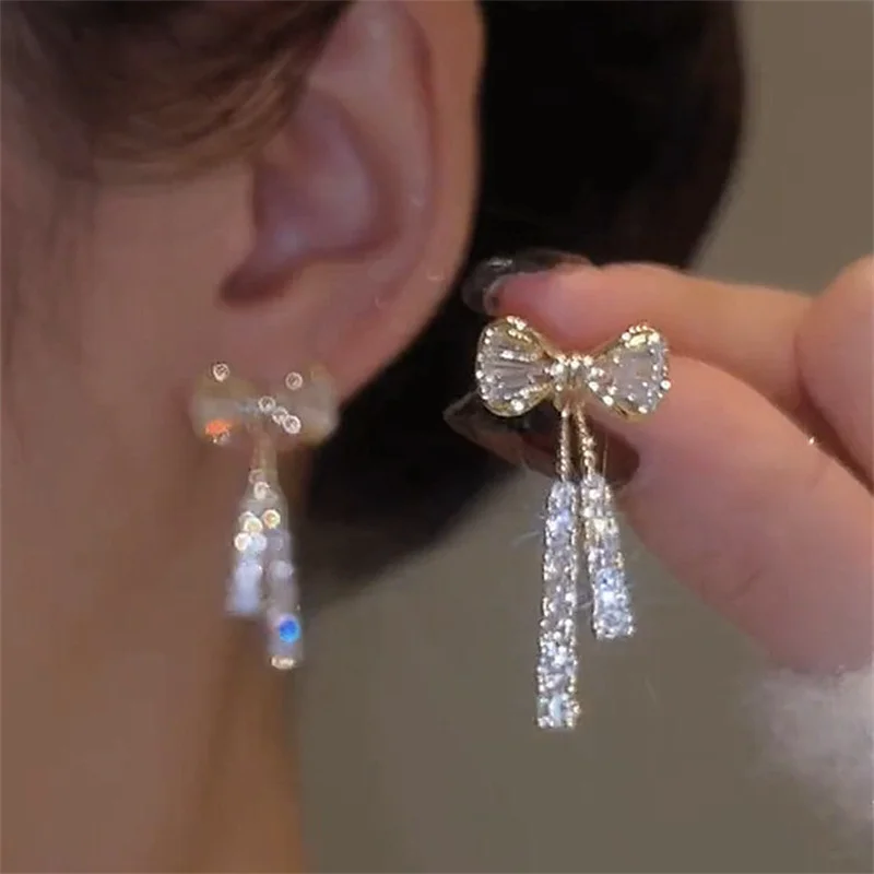 Koreański trend musujące cyrkonie Bowknot długie kolczyki z frędzlami dla kobiet elegancki kryształowy kwiat motyl wiszący kolczyk biżuteria — zdjęcie 6