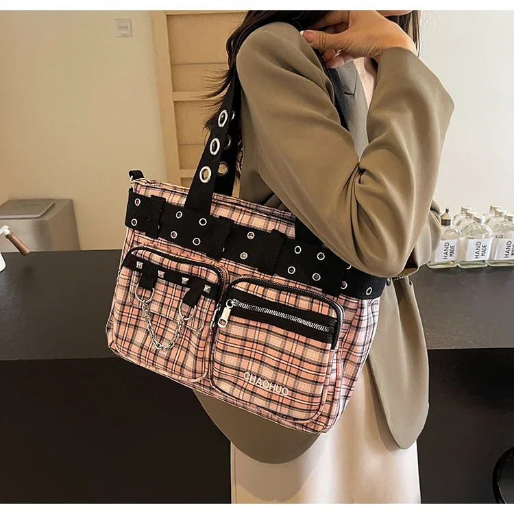 PU CHAINS Zipper Shoulder Bag Buckle Decorative Casual Women's Bags on Sale 2026 New Plaid Locomotive Style Women's Handbags